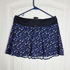 Joe Fresh Blue and White Pleated Golf Skort Sz Medium